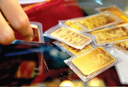 Ngày 31 3, giá vàng trong nước giảm theo giá vàng thế giới