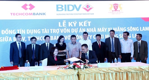 BIDV và Techcombank tài trợ trên 6 000 tỷ đồng cho doanh nghiệp ngành xi măng