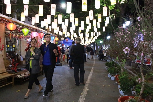Hà Nội Khai mạc chợ hoa Tết truyền thống