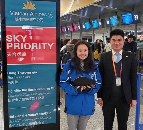Vietnam Airlines trả lại nhiều trang sức giá trị cho khách nước ngoài