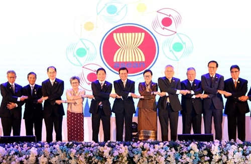 Hợp tác kinh tế Một trong 3 trụ cột chính trong hợp tác Việt Nam - ASEAN
