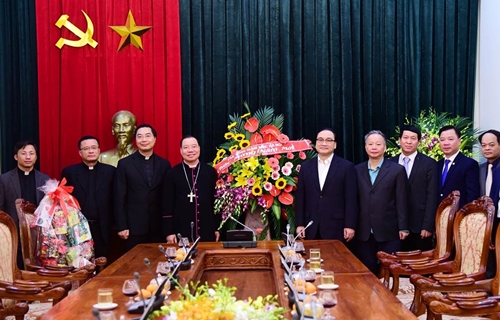Tổng Giám mục Tổng Giáo phận Hà Nội chúc Tết Đảng bộ và chính quyền thành phố Hà Nội