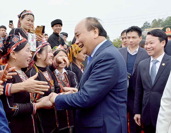 Thủ tướng trao quyết định công nhận huyện Trấn Yên Yên Bái đạt chuẩn nông thôn mới