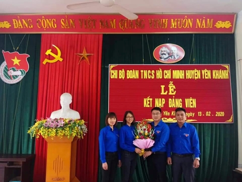 Phát triển đảng viên ở Yên Khánh Ninh Bình