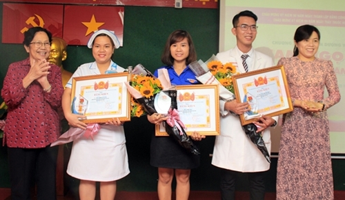 Trao Giải thưởng Phạm Ngọc Thạch cho 28 thầy thuốc trẻ