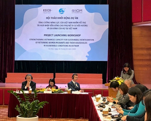 Tái hòa nhập bền vững cho phụ nữ di cư và gia đình của họ tại Việt Nam