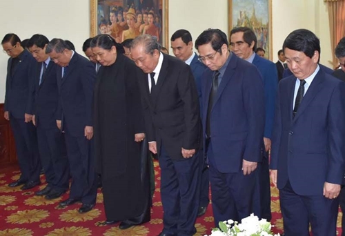 Lãnh đạo Đảng, Nhà nước, MTTQ Việt Nam và TP Hà Nội viếng Đại tướng Sisavath Keobounphanh