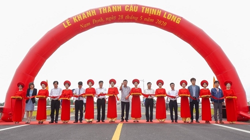 Nam Định Thông xe cầu Thịnh Long