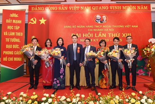 Đảng bộ Vietcombank Hà Nội tiếp tục phát huy truyền thống đoàn kết