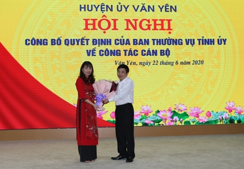 Công bố Quyết định của Ban Thường vụ Tỉnh ủy về công tác cán bộ huyện Văn Yên