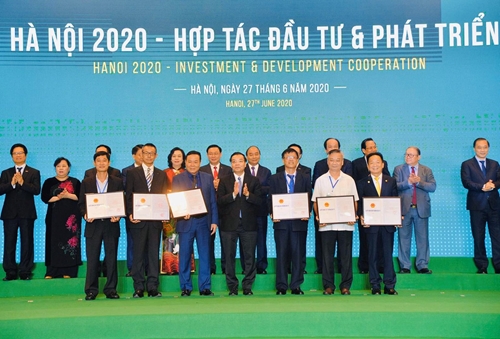 T T Group của “Bầu Hiển” đăng ký đầu tư

hơn 700 triệu USD vào Thủ đô Hà Nội