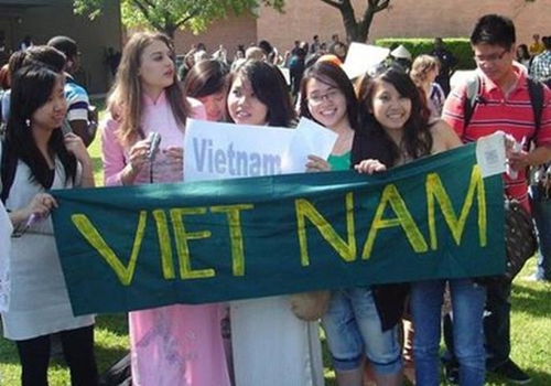 Xem xét tiếp nhận du học sinh, sinh viên quốc tế học tiếp tại Việt Nam do dịch COVID-19