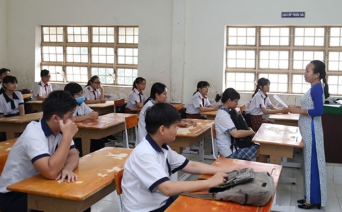 Thành phố Hồ Chí Minh Hơn 82 000 thí sinh làm thủ tục thi vào lớp 10