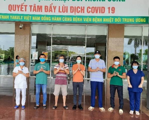Việt Nam chữa khỏi 365 ca COVID-19