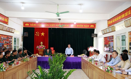 Phó Thủ tướng, Bộ trưởng Ngoại giao Phạm Bình Minh thăm, làm việc tại tỉnh Điện Biên