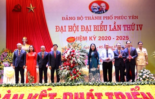 Đồng chí Nguyễn Văn Mạnh tái cử Bí thư Thành ủy Phúc Yên khóa IV 2020- 2025