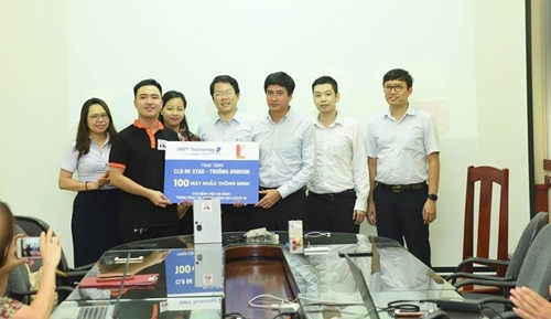 VNPT Technology trao tặng 100 máy nhắc thông minh phục vụ cho Bệnh viện Đà Nẵng