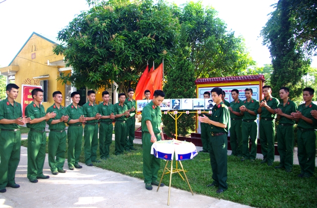 Đổi mới nâng cao hiệu quả công tác giáo dục chính trị trong LLVT tỉnh   Báo Hà Giang điện tử