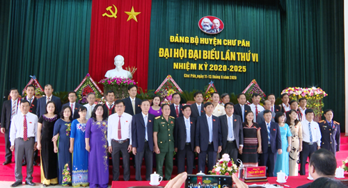 Đồng chí Trần Minh Sơn được bầu giữ chức Bí thư Huyện ủy Chư Păh