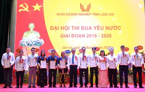 Lào Cai Đẩy mạnh phong trào thi đua yêu nước gắn với phát triển kinh tế - xã hội