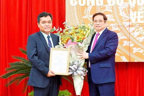 Đồng chí Hồ Văn Niên giữ chức Bí thư Tỉnh ủy Gia Lai