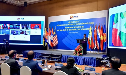 Phát huy vai trò trung tâm và vị thế quốc tế của ASEAN