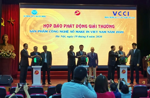 Vinh danh sản phẩm công nghệ số Make in Vietnam
