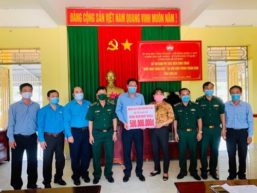 TP Hồ Chí Minh thăm hỏi, động viên lực lượng Biên phòng tỉnh Long An