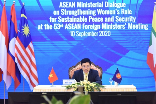 Nâng cao vai trò phụ nữ ASEAN vì hòa bình, an ninh