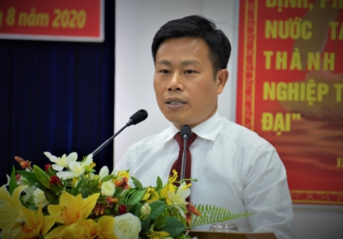 Thủ tướng phê chuẩn chức vụ Chủ tịch UBND tỉnh Cà Mau