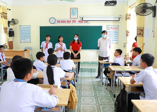 Quảng Ninh Giám sát công tác phòng chống, dịch COVID-19 trong các trường học