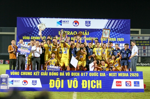 Sông Lam Nghệ An giành chúc vô địch Giải bóng đá vô địch U17 Quốc gia