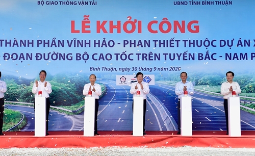 Phó Thủ tướng Trịnh Đình Dũng phát lệnh khởi công dự án cao tốc Bắc - Nam phía Đông đoạn Vĩnh Hảo - Phan Thiết
