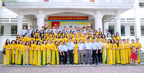 Trường THCS Trịnh Hoài Đức Từng bước đi lên vì sự nghiệp trồng người