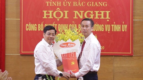 Đồng chí Thạch Văn Chung giữ chức Bí thư Huyện ủy Yên Dũng