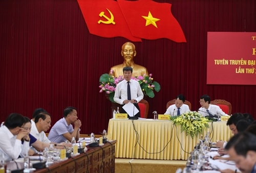 Đồng chí Trần Huy Tuấn được bầu làm Chủ tịch UBND tỉnh Yên Bái