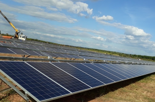 Ngân hàng Phát triển châu Á ADB hỗ trợ cho dự án điện mặt trời lớn nhất Việt Nam
