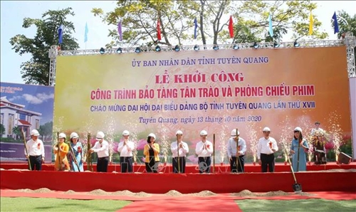 Đồng chí Trần Quốc Vượng dự khởi công Bảo tàng Tân Trào