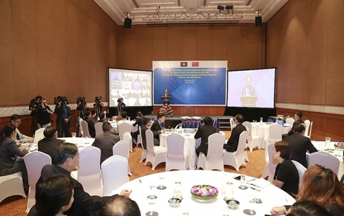 ASEAN - Trung Quốc về Thúc đẩy hợp tác đối xử công bằng và nhân đạo với ngư dân
