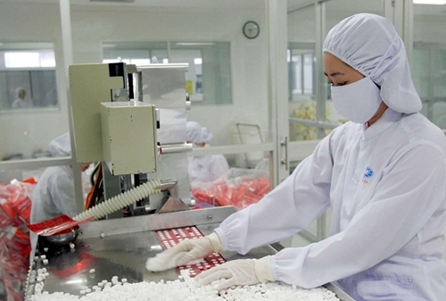 ADB ký thỏa thuận vay vốn hỗ trợ sản xuất thuốc gốc ở Việt Nam