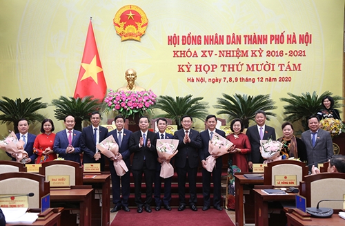 Thủ tướng phê chuẩn kết quả bầu 5 Phó Chủ tịch UBND TP Hà Nội