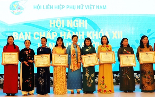 Quyết nghị những nhiệm vụ quan trọng của Hội Liên hiệp Phụ nữ Việt Nam