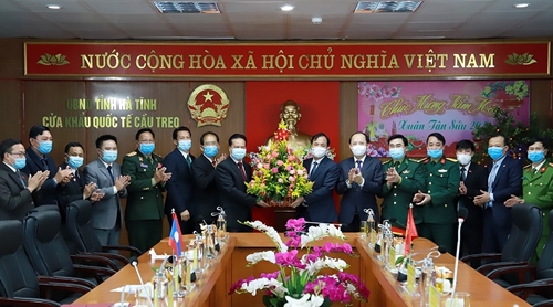 Đưa quan hệ Bôlykhămxay - Hà Tĩnh thành điển hình về hợp tác hữu nghị Việt Nam - Lào