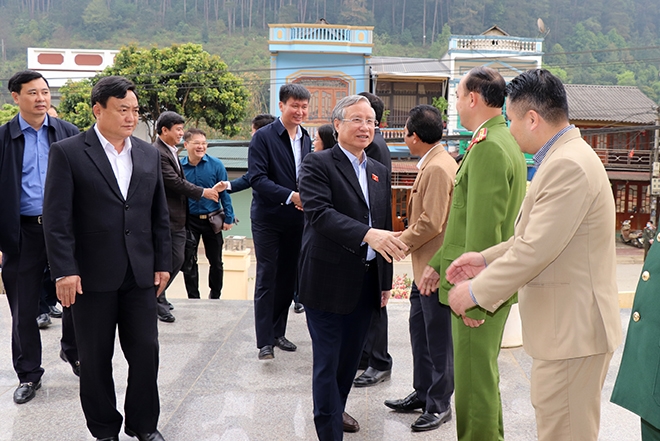 Đoàn đại biểu Quốc hội tỉnh Yên Bái tiếp xúc cử tri huyện Trạm Tấu