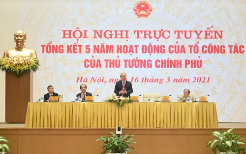 Thủ tướng Nguyễn Xuân Phúc Quyết liệt, không để nợ đọng nhiệm vụ