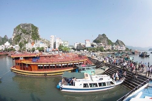 Quảng Ninh Đón trên 36 600 lượt khách dịp cuối tuần