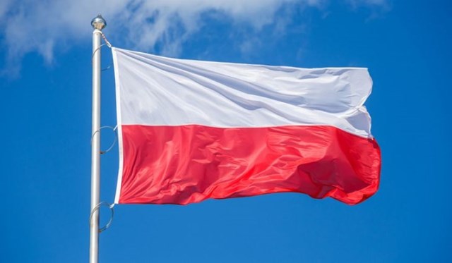 Quốc khánh nước Cộng hòa Ba Lan: Chúc mừng quốc khánh nước Cộng hòa Ba Lan! Ngày này, người Ba Lan khắp nơi đều dành thời gian để ăn mừng và chia sẻ niềm vui cùng nhau. Đó là cơ hội để đón nhận những giá trị văn hóa truyền thống và những thành tựu kinh tế xã hội đạt được của đất nước.
