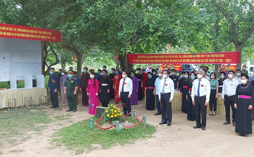 Tuyên Quang Cử tri toàn tỉnh đi bầu cử đại biểu Quốc hội và HĐND