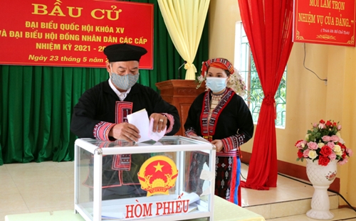 Không khí bầu cử ở Văn Yên