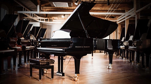 MASON  HAMLIN MODEL CC – The finest piano in the world